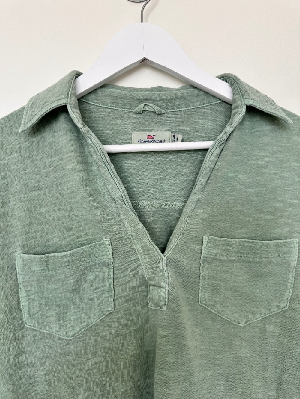 Vineyard Vines V-neck, Collard Pullover Shirt (women's M)